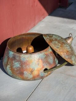 Acorn Hose Pot -Outdoor Garden Care 3 4 crop 8613361 0051