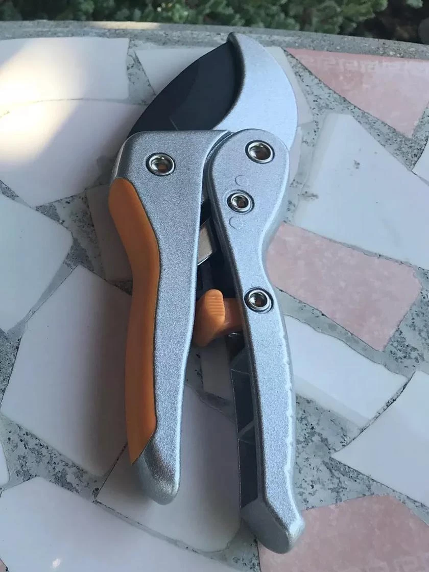 Ratcheting Clippers 3 Ratcheting Clippers