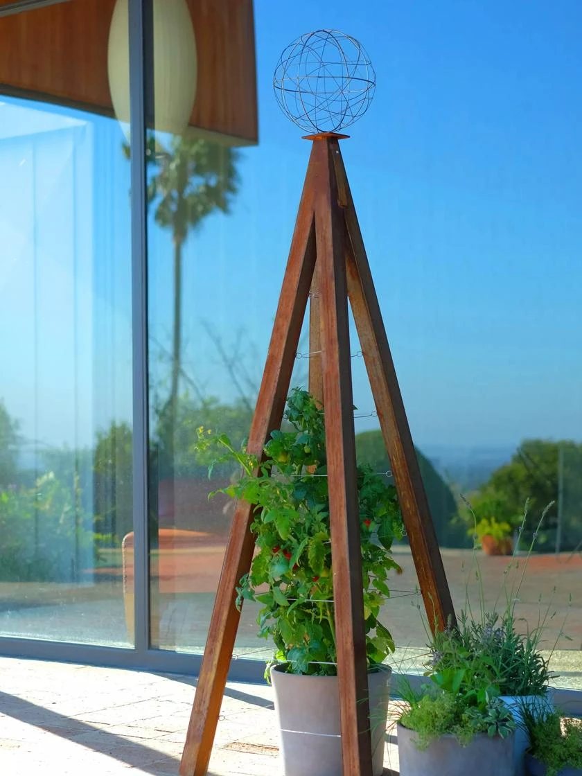 Akoris Garden Tuteur Sr. 6 Akoris Garden Tuteur Sr. - Image 4