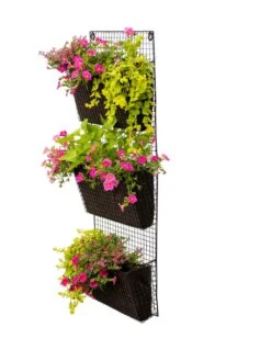 Wire Wall Pockets Vertical Gardens -Outdoor Garden Care 8609201 0407 tif