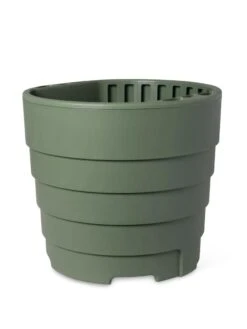 Gardener’s Victory Self-Watering Patio Planter 14 Gardener’s Victory Self-Watering Patio Planter -Outdoor Garden Care 8610236 9913 tif