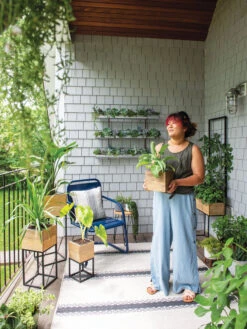 Tartu Elevated Square Planters -Outdoor Garden Care 8611005 016